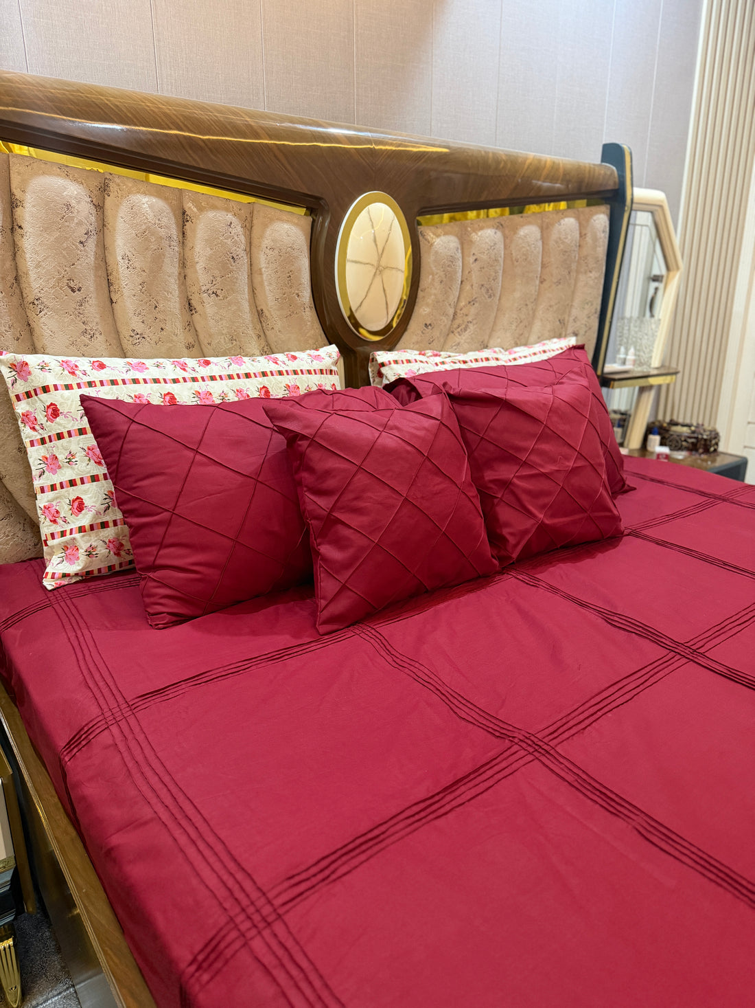 Maroon cotton bedsheet