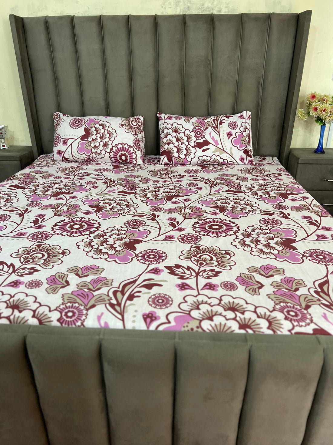 Floral printed bedsheet